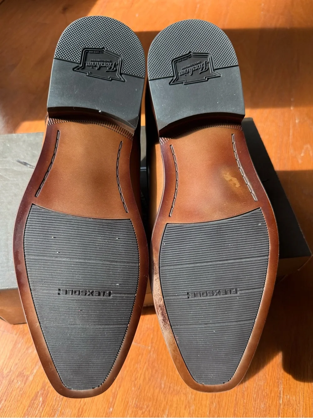 Florsheim Men’s Positano Plain Toe Oxford Cognac Leather Dress Shoes, 9D